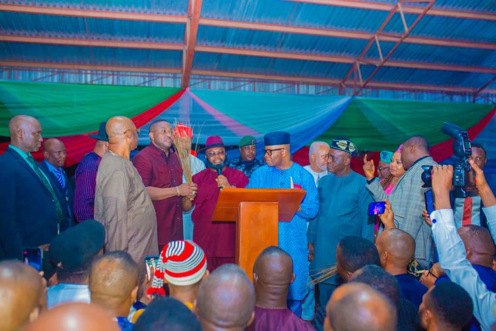 YPP Folds Up, Empties Into APC In Akwa Ibom In Solidarity With Akpabio