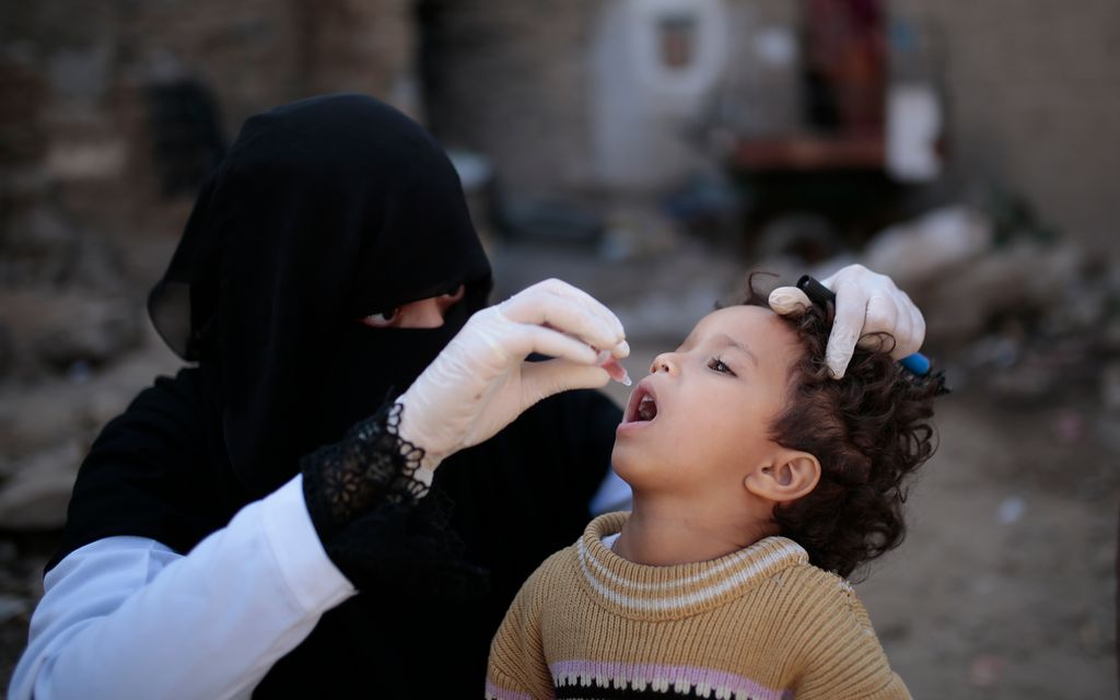 Pakistan launches anti-polio campaign, detects virus from Afghanistan
