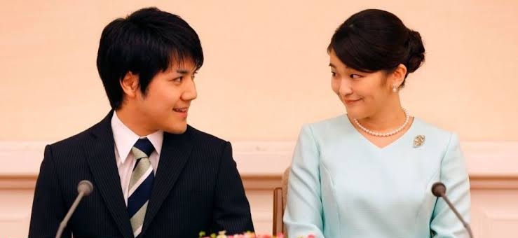 Japan's Princess Mako finally marries commoner, loses royal status