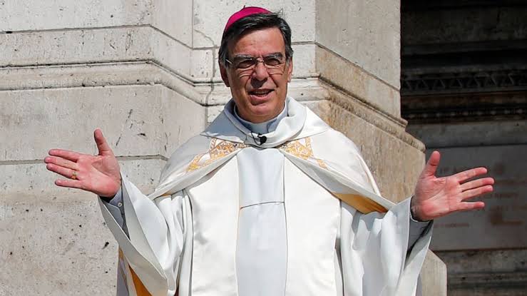 Archbishop of Paris resigns amid allegation of romantic relationship