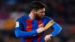 Messi agrees 50% pay cut in new contract