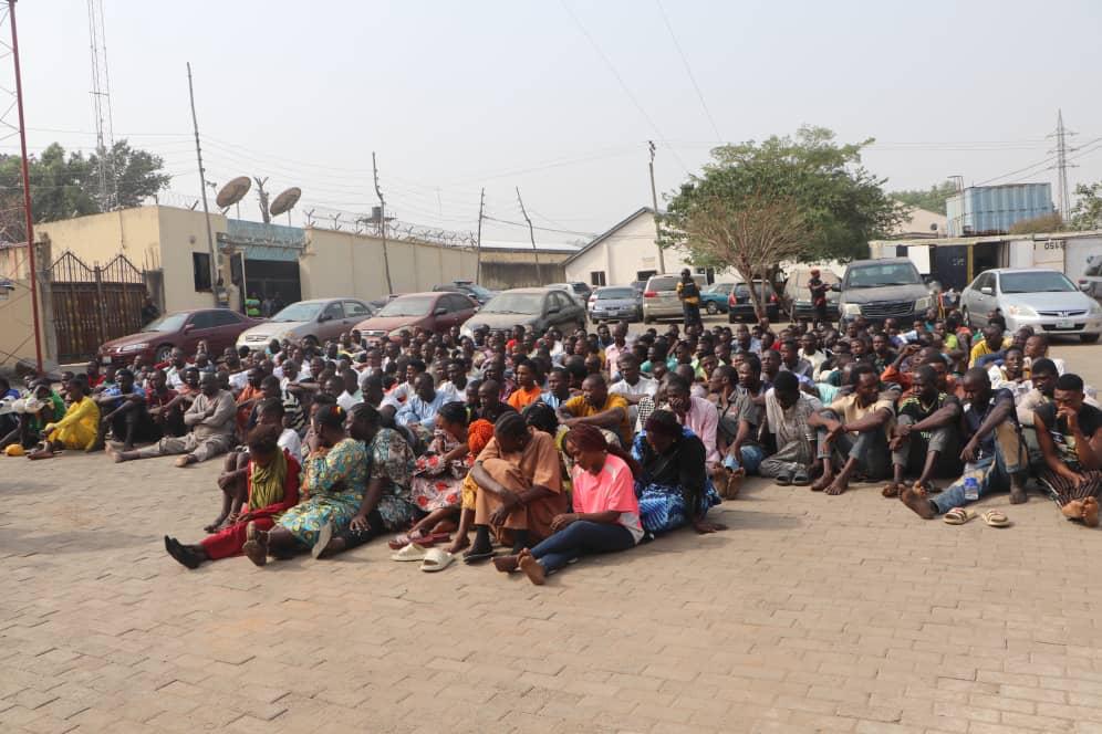 CP Igweh Sends Strong Warning to Criminals in FCT ...Says, It will not be business as usual ...Raids Dei-Dei Market, Arrests 307 Suspects