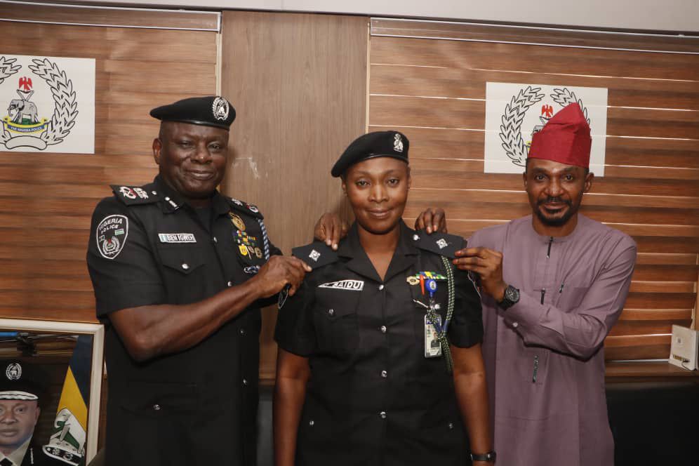 FCT police Boss, CP Igweh Decorates Promoted ACP, Others  ...congratulates, charges them to be professional in discharging their duties.