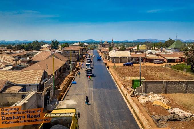 EWU - UROMI- AGBOR ROADS GETS ATTENTION AS MEMO FROM NATIONAL ASSEMBLY REACHES MINISTRY OF WORKS, FERMA, SGF OFFICES  ...As Hon. Okojie vows to pursue road rehabilitation to actualisation.