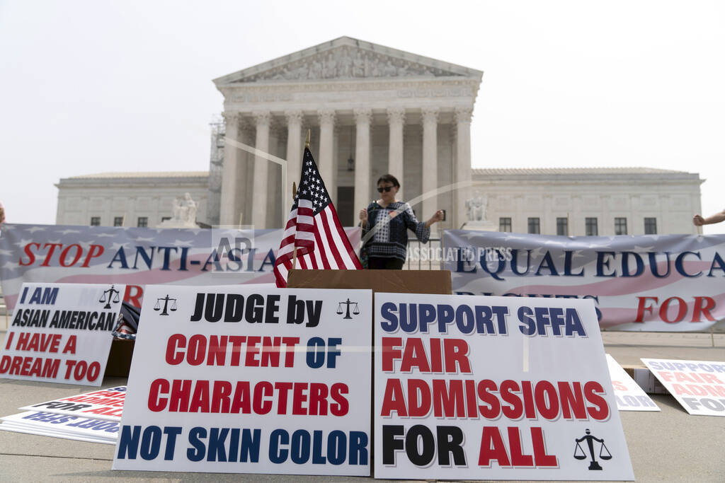 U.S. Supreme Court strikes down affirmative action in college admissions