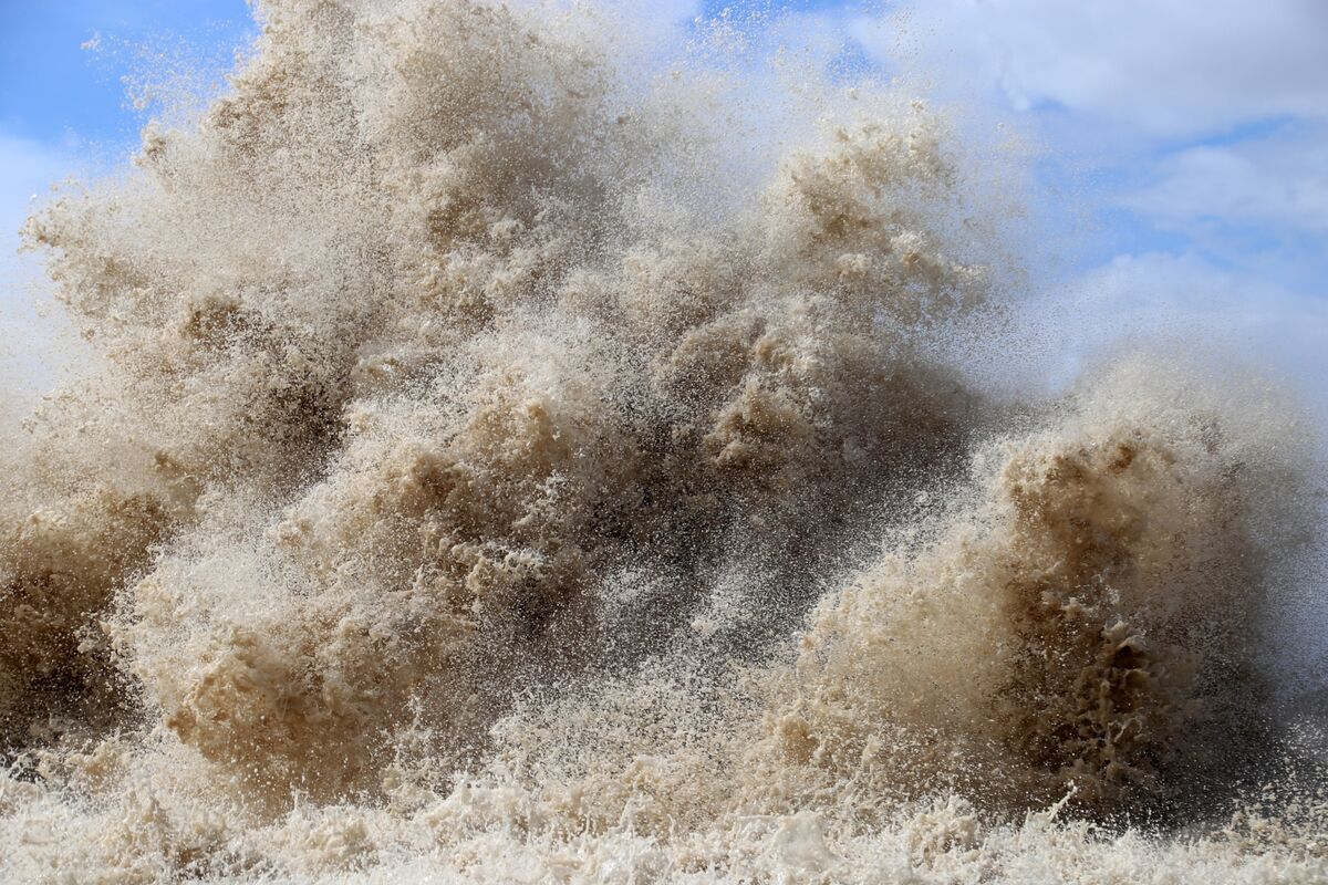 Typhoon Khanun forecast to strike S. Korea this week