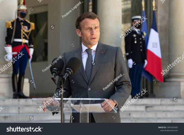 French president urges Niger to restore constitutional order   
