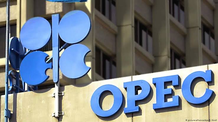 OPEC lowers growth forecast for global oil demand