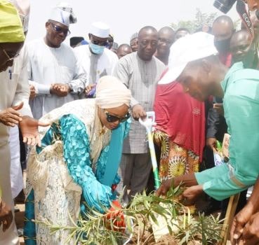 FCTA begins beautification, landscaping of Abuja airport road