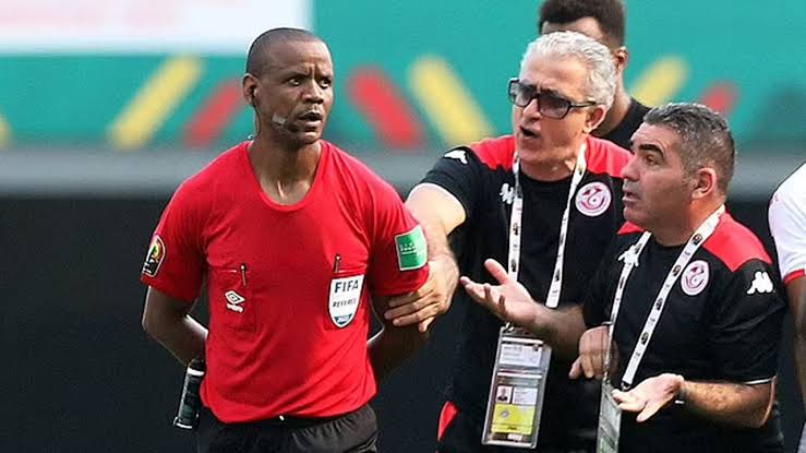 Referee Sikazwe in centre of controversy as Mali beat Tunisia