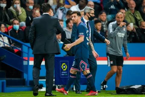 Pochettino says “no issues” with Messi after substitution